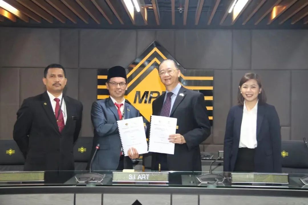 马来西亚行|杨忠勇博士太平绅士访问马来西亚国家语言考试局（MUET）